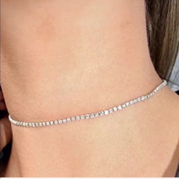 LAST ONE Crystal Choker (H24) - Picture 3 of 5